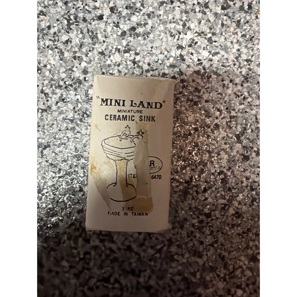 Mini Land Miniature Ceramic Pedestal Sink White Gold Faucets Vintage 6470 MSR